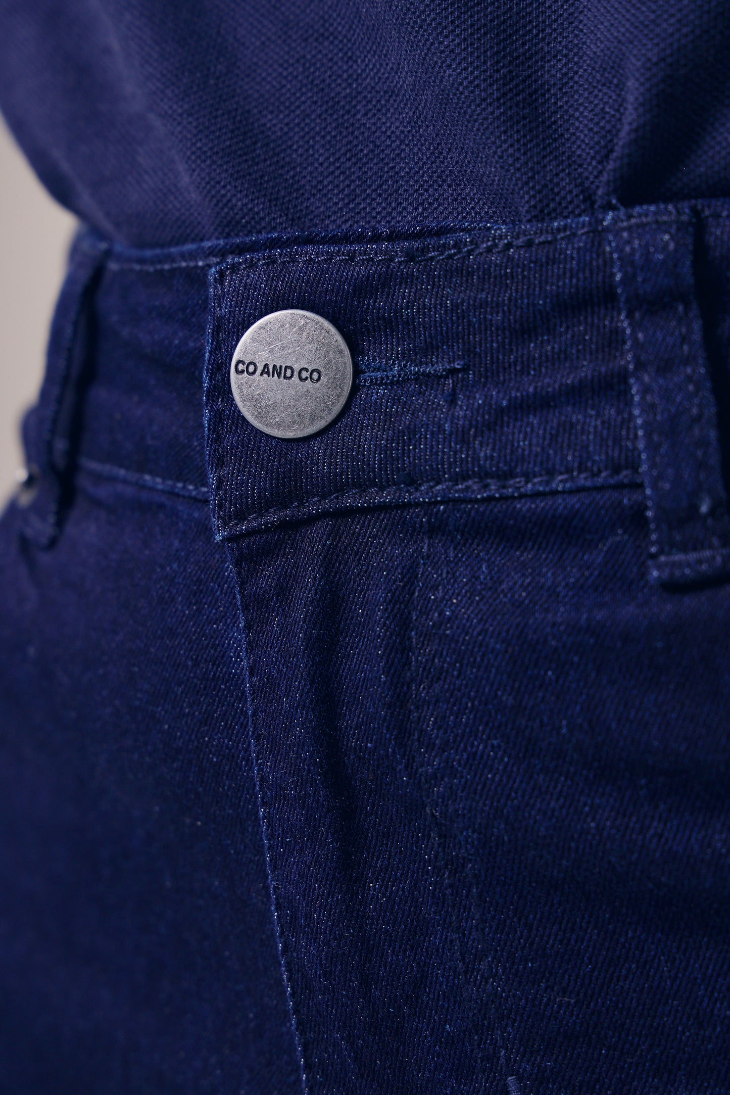 Ladies Straight Fit Jeans