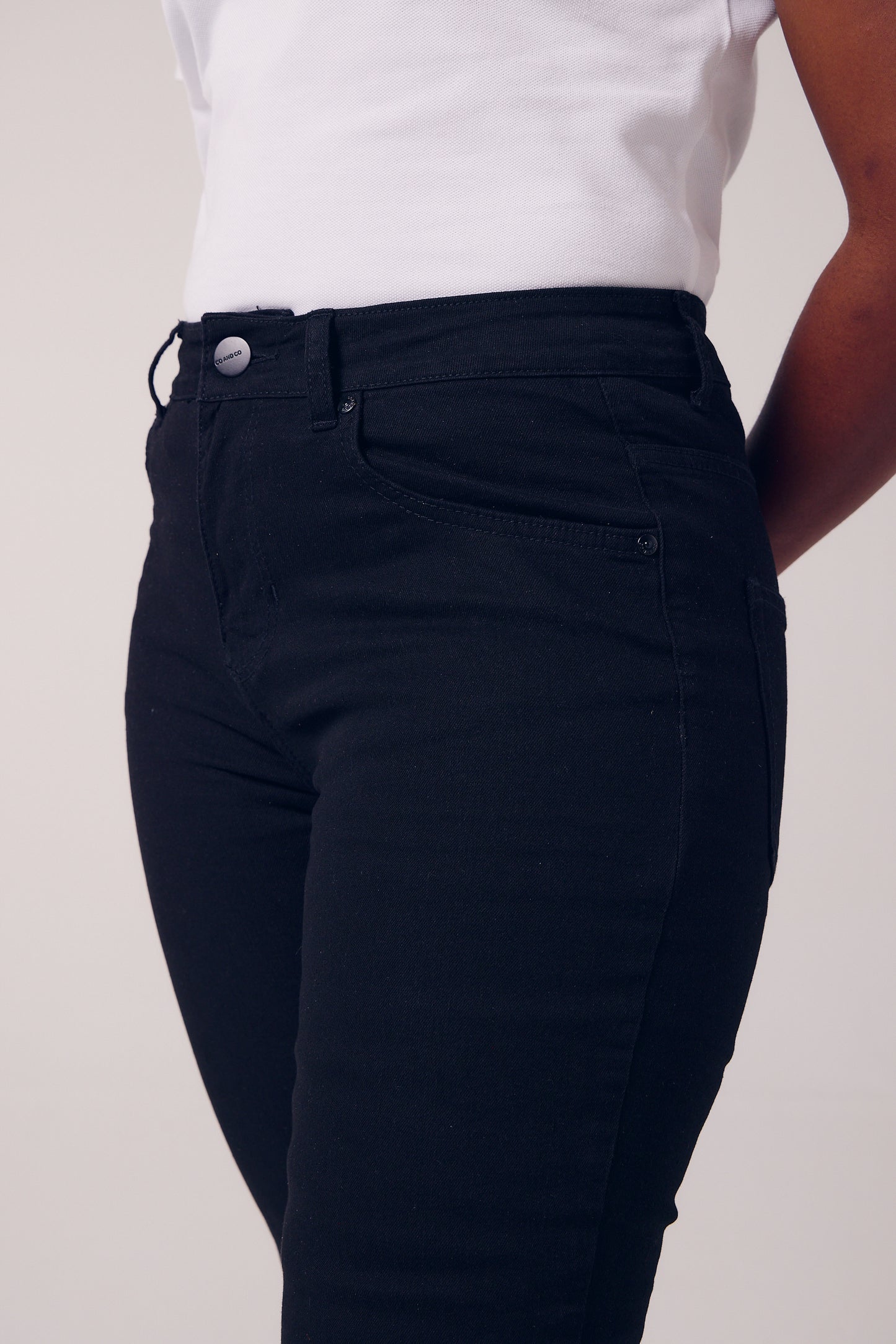 Ladies Straight Fit Jeans